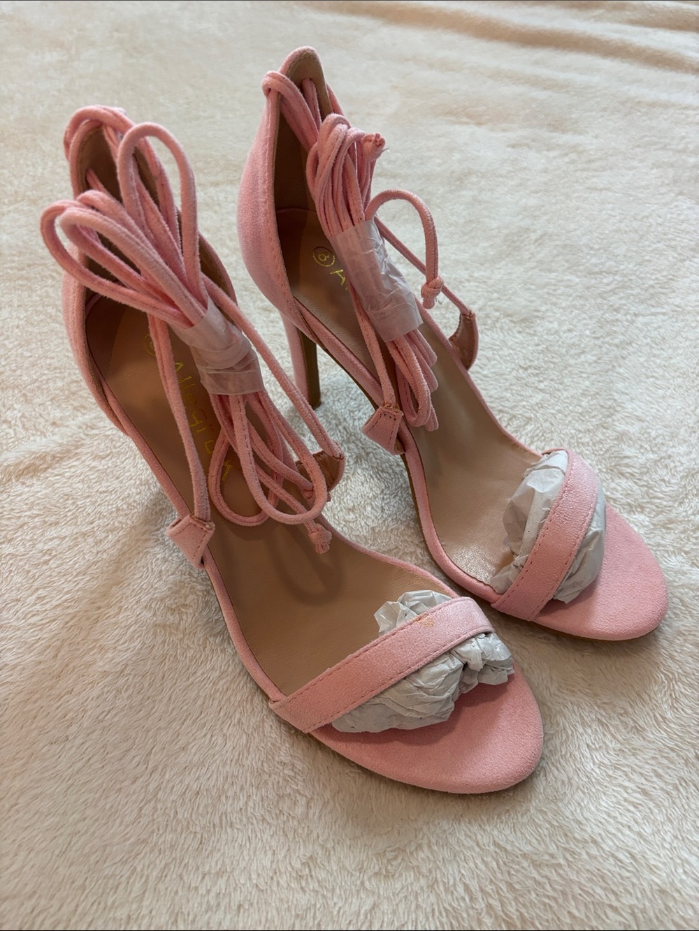 🌺Suede Lace Up Heels